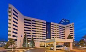 Гостиница Hilton Suites Chicago/Oakbrook Terrace  Ок Брук